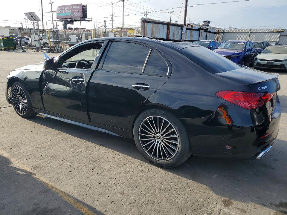 2024 MERCEDES-BENZ C 300 — Фото 2 из 12