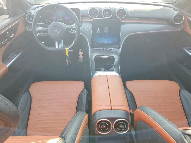 2024 MERCEDES-BENZ C 300 — Фото 8 из 12