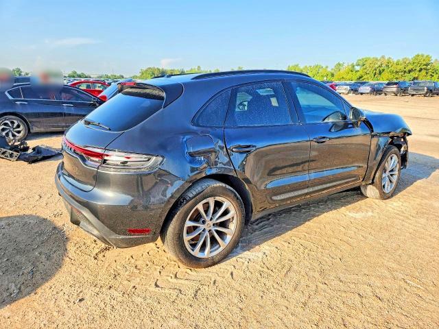 2024 PORSCHE MACAN BASE/T — Фото 3 из 13