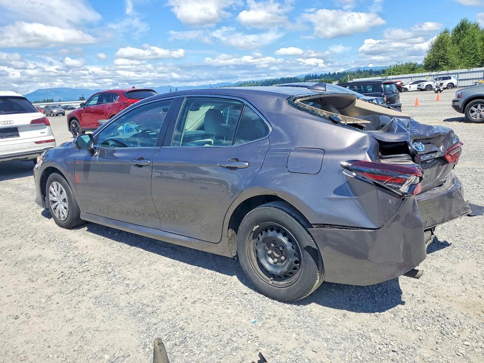 2024 TOYOTA CAMRY — Фото 2 из 13