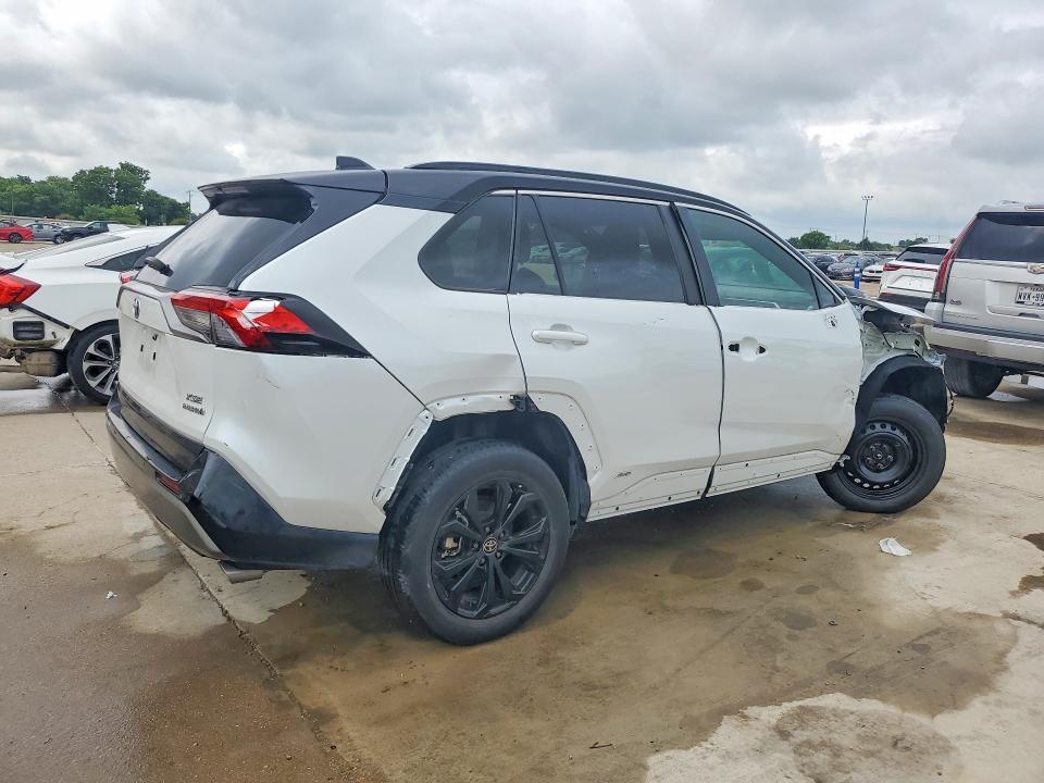2024 TOYOTA RAV4 XSE — Фото 3 из 12