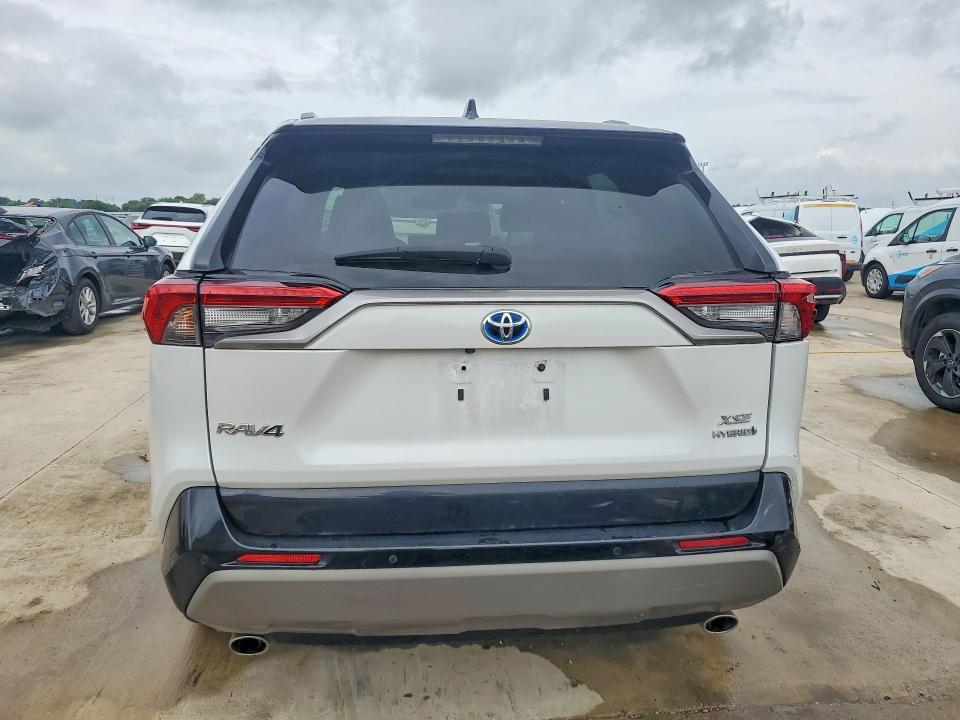 2024 TOYOTA RAV4 XSE — Фото 6 из 12