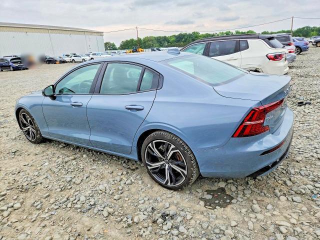 2024 VOLVO S60 CORE — Фото 2 из 12