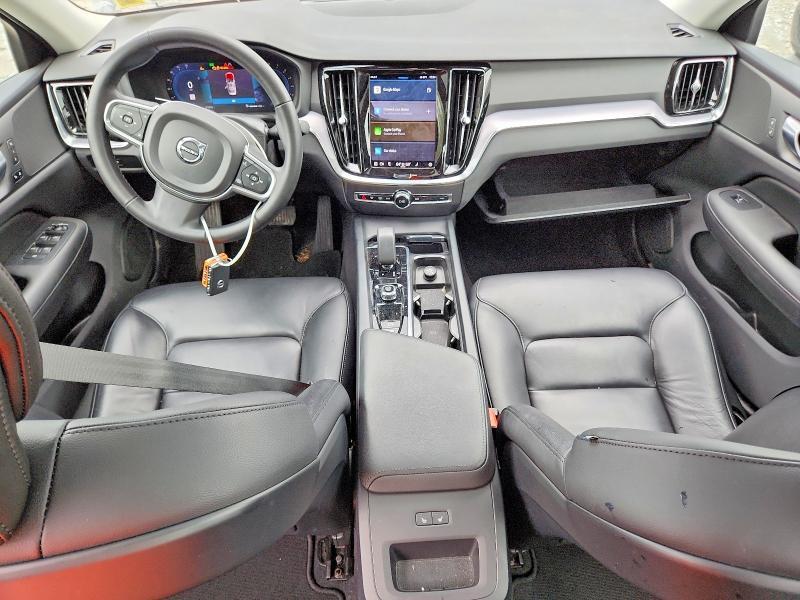 2024 VOLVO S60 CORE — Фото 8 из 12