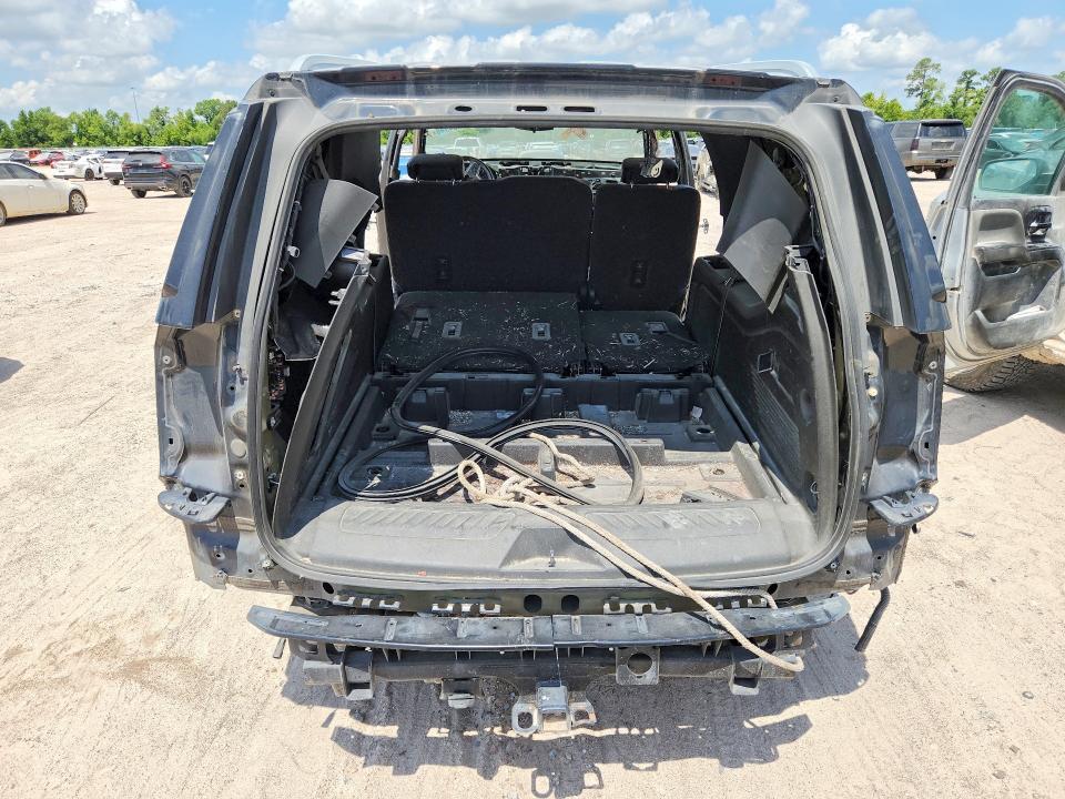 2023 CHEVROLET SUBURBAN C1500 LS — Фото 6 из 13