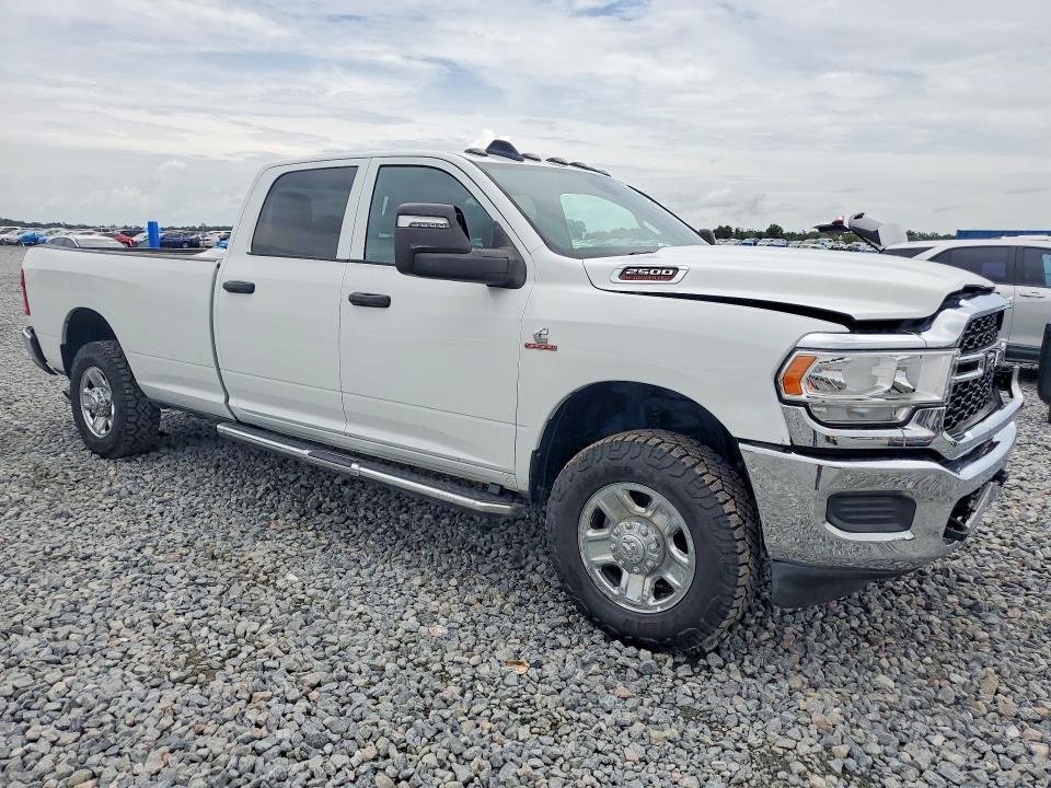 2023 RAM 2500 TRADESMAN — Фото 4 из 12