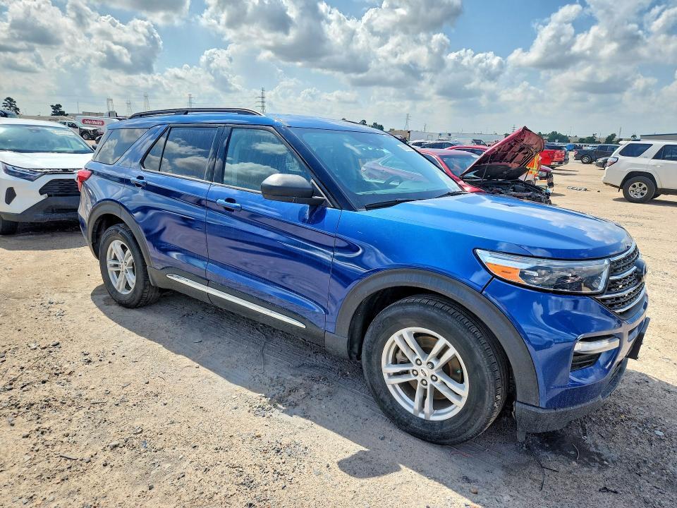 2023 FORD EXPLORER XLT — Фото 4 из 13