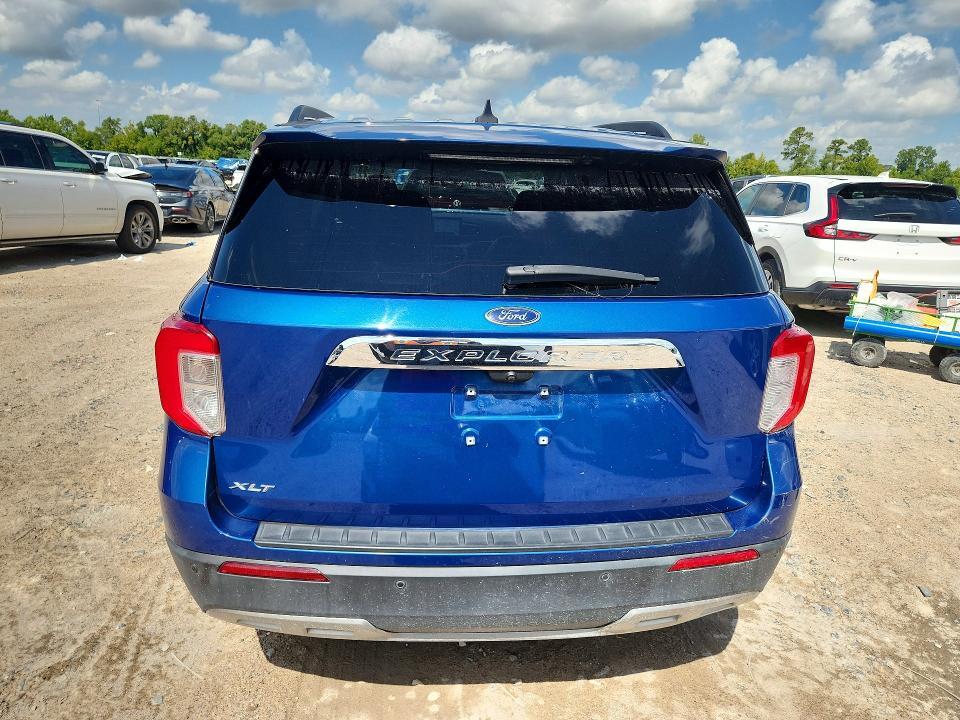 2023 FORD EXPLORER XLT — Фото 6 из 13