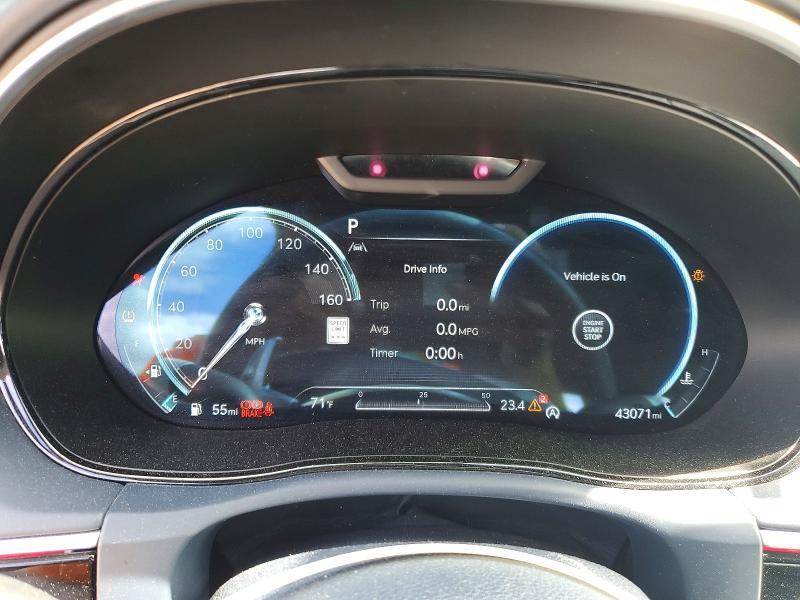 2023 GENESIS GV70 2.5T STANDARD — Фото 9 из 14