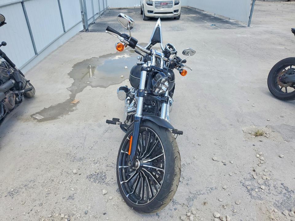 1HD1YEZ1XPB069684 2023 HARLEY-DAVIDSON FXBR photo no. 2