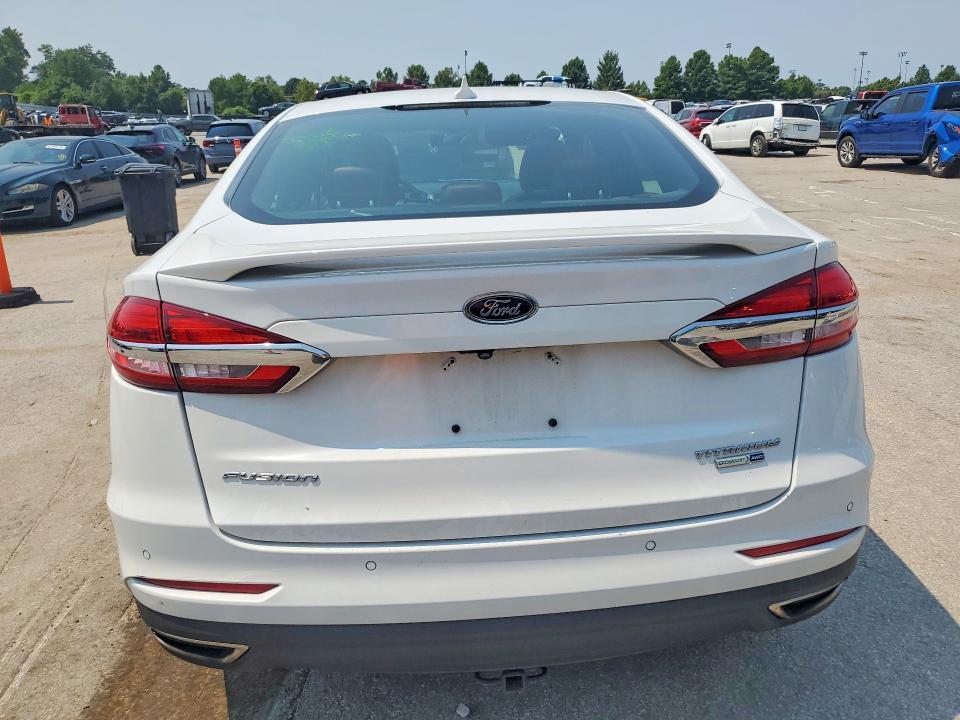 2019 FORD FUSION TITANIUM — Фото 6 из 12