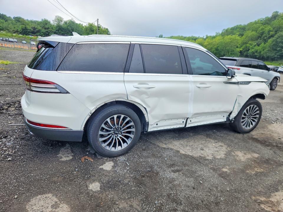 2023 LINCOLN AVIATOR — Фото 3 из 13