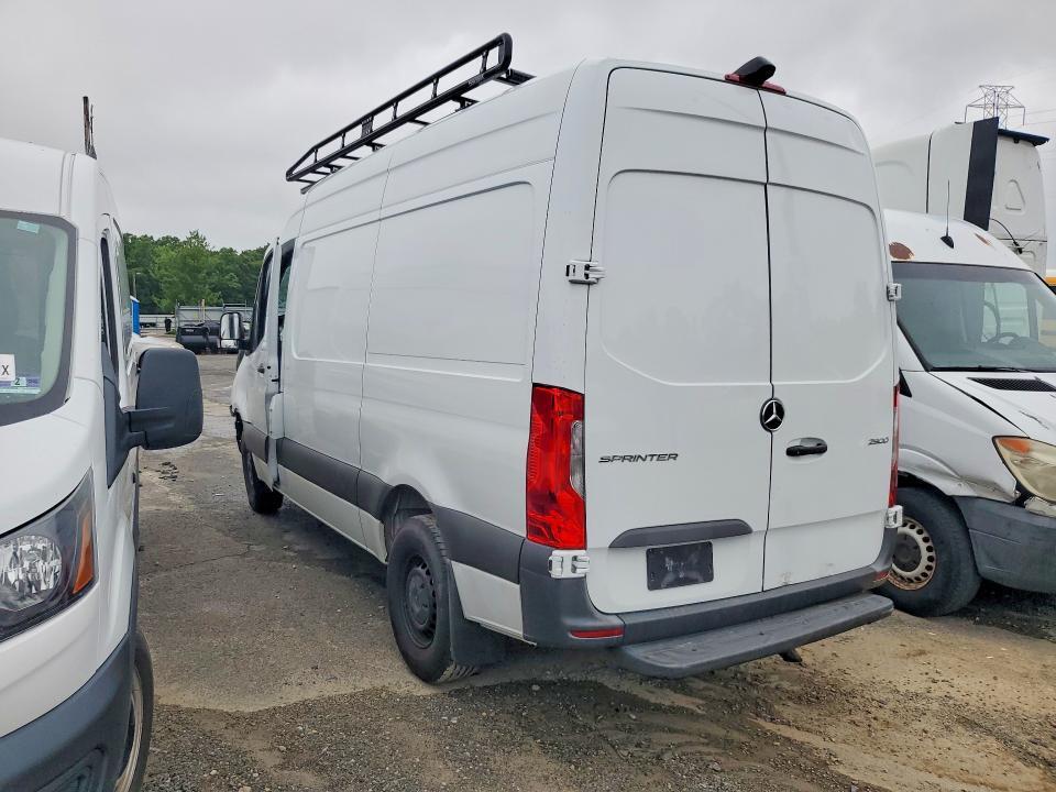 2023 MERCEDES-BENZ SPRINTER 2500 — Фото 2 из 14