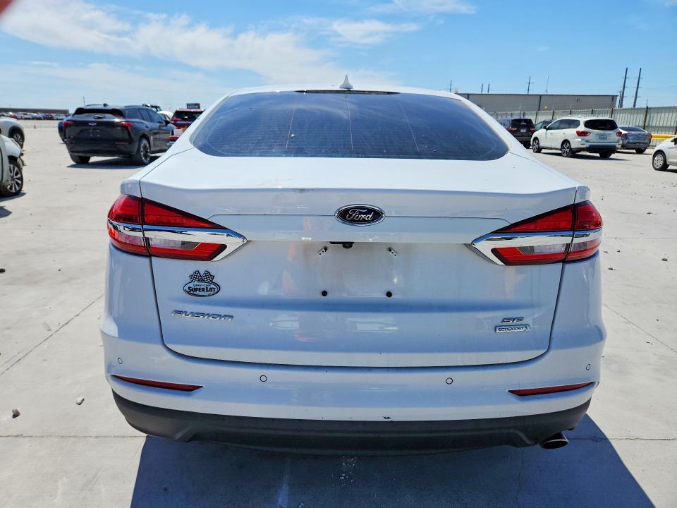 2019 FORD FUSION SE — Фото 6 из 12