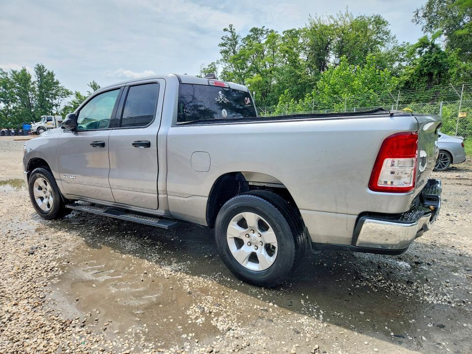 2023 RAM 1500 BIG HORN 4WD QUAD CAB — Фото 2 из 12