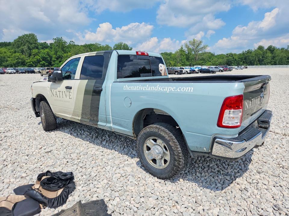 2023 RAM 3500 TRADESMAN — Фото 2 из 12