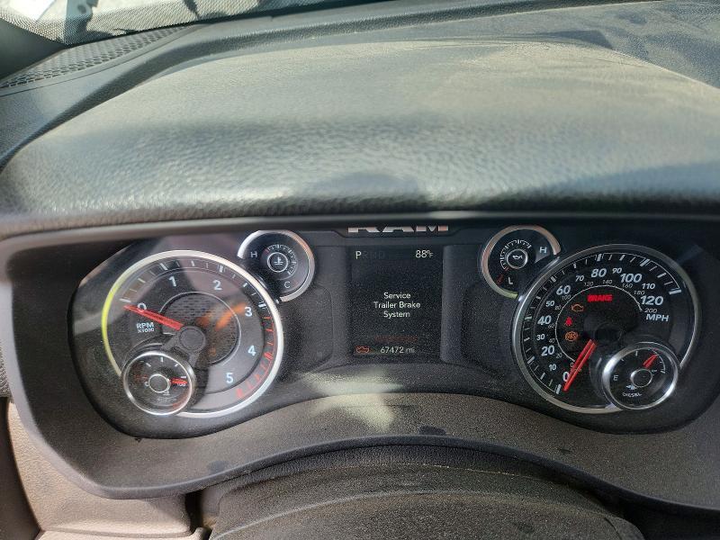 2023 RAM 3500 TRADESMAN — Фото 9 из 12