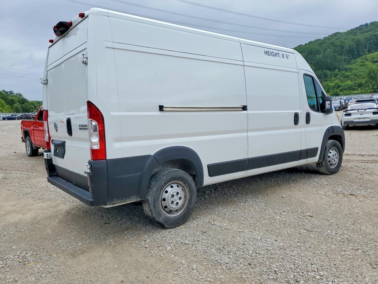 2023 RAM PROMASTER 2500 CARGO — Фото 3 из 14