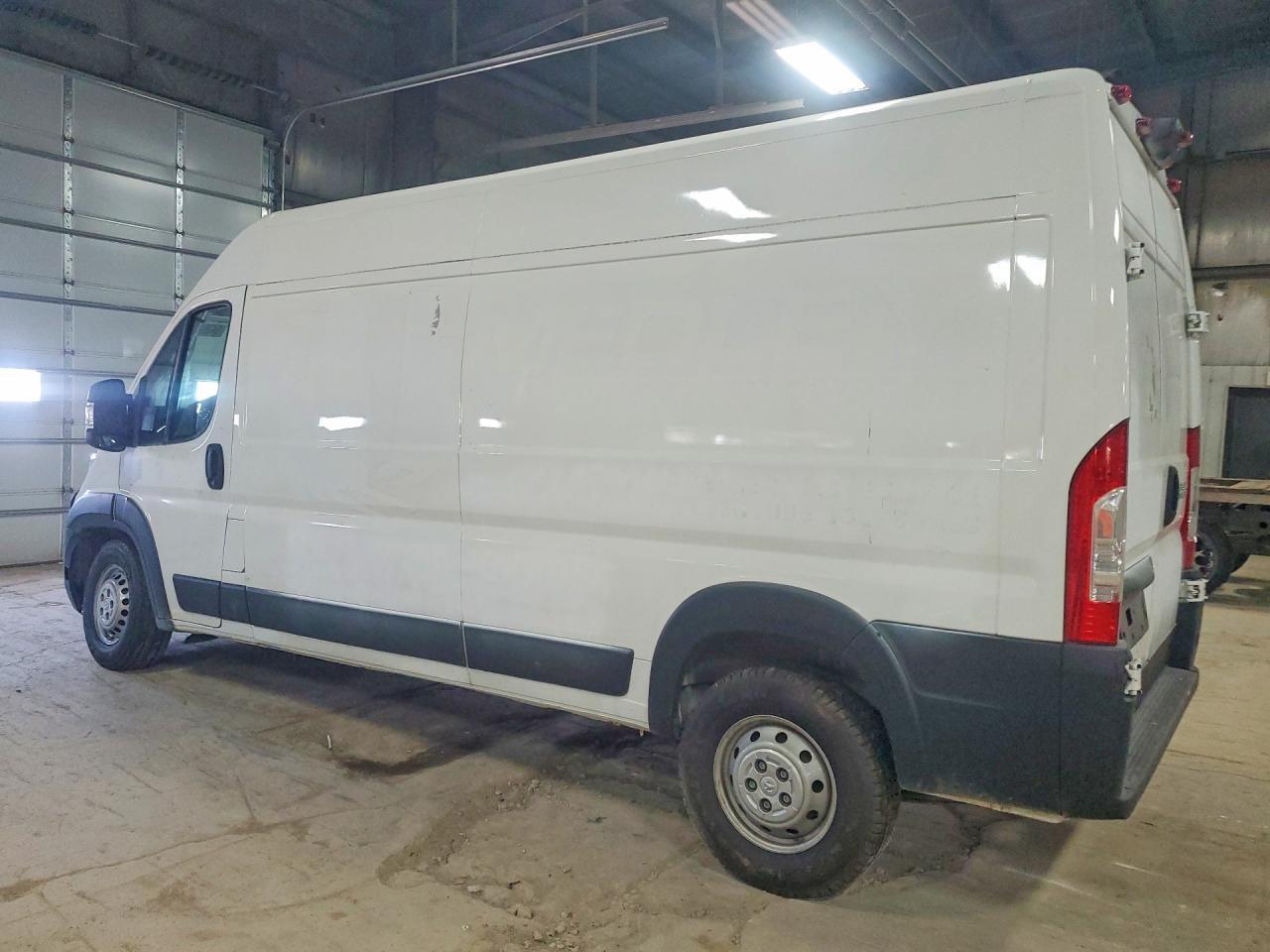 2023 RAM PROMASTER 2500 2500 HIGH — Фото 2 из 13