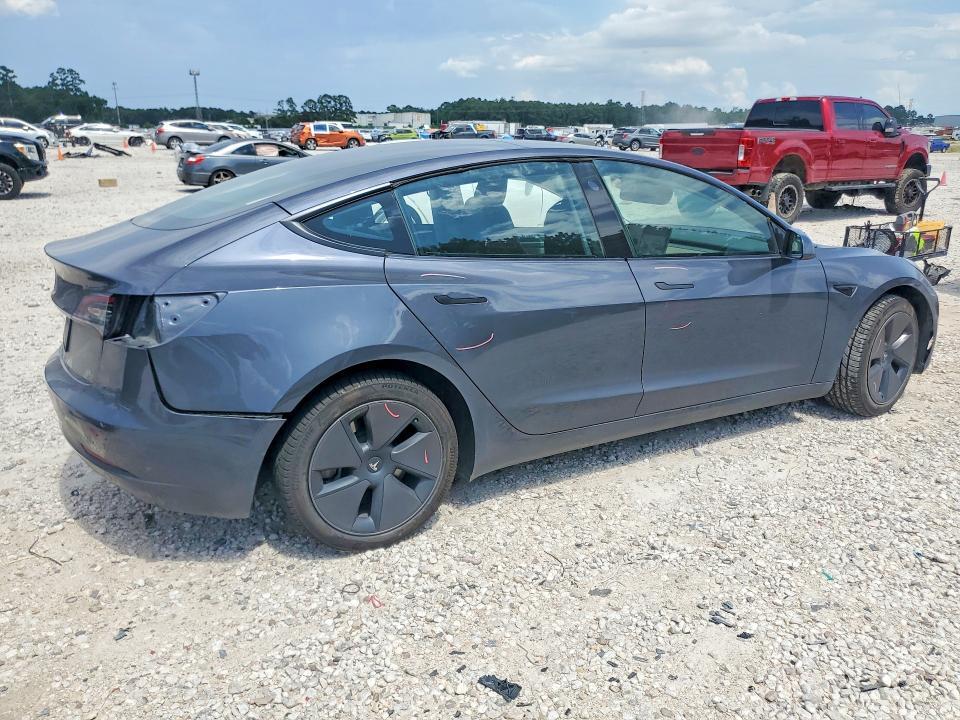 2023 TESLA MODEL 3 — Фото 3 из 13
