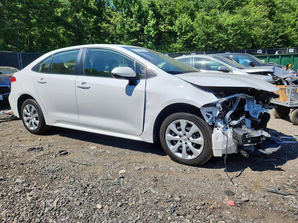 2023 TOYOTA COROLLA HYBRID LE — Фото 4 из 12