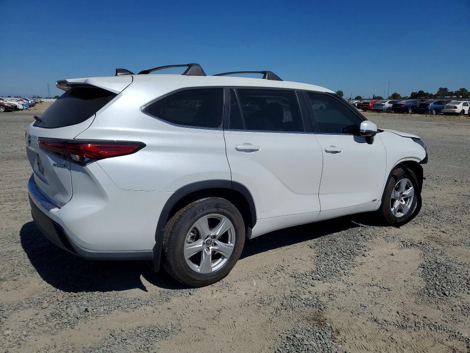 2023 TOYOTA HIGHLANDER HYBRID LE — Фото 3 из 13