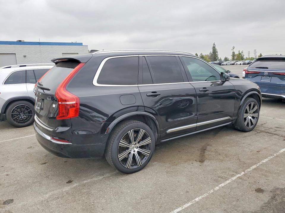 2023 VOLVO XC90 PLUS — Фото 3 из 13