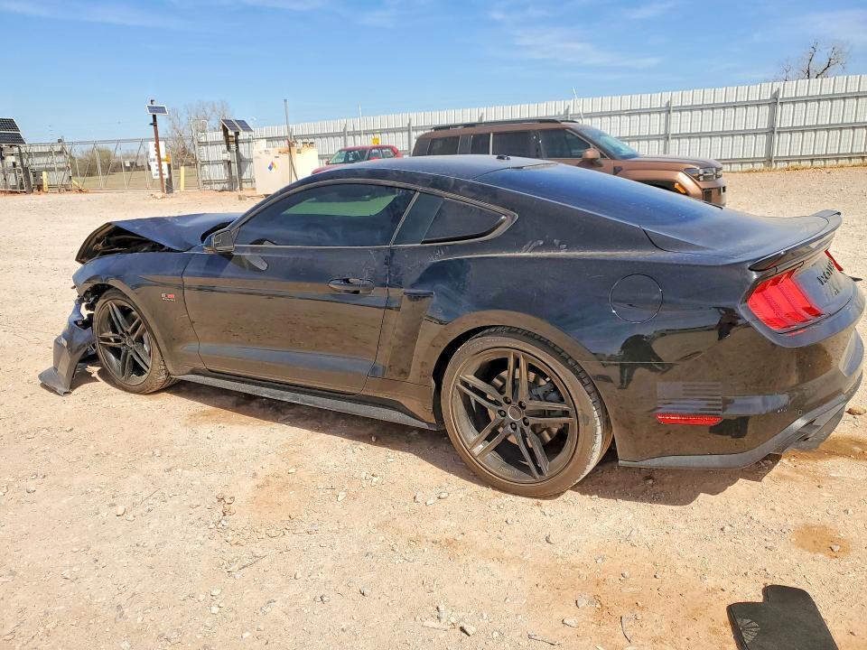 2019 FORD MUSTANG GT — Фото 2 из 12