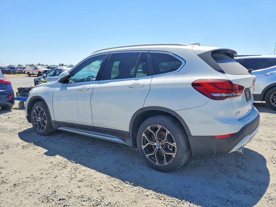 2022 BMW X1 SDRIVE28I — Фото 2 из 14