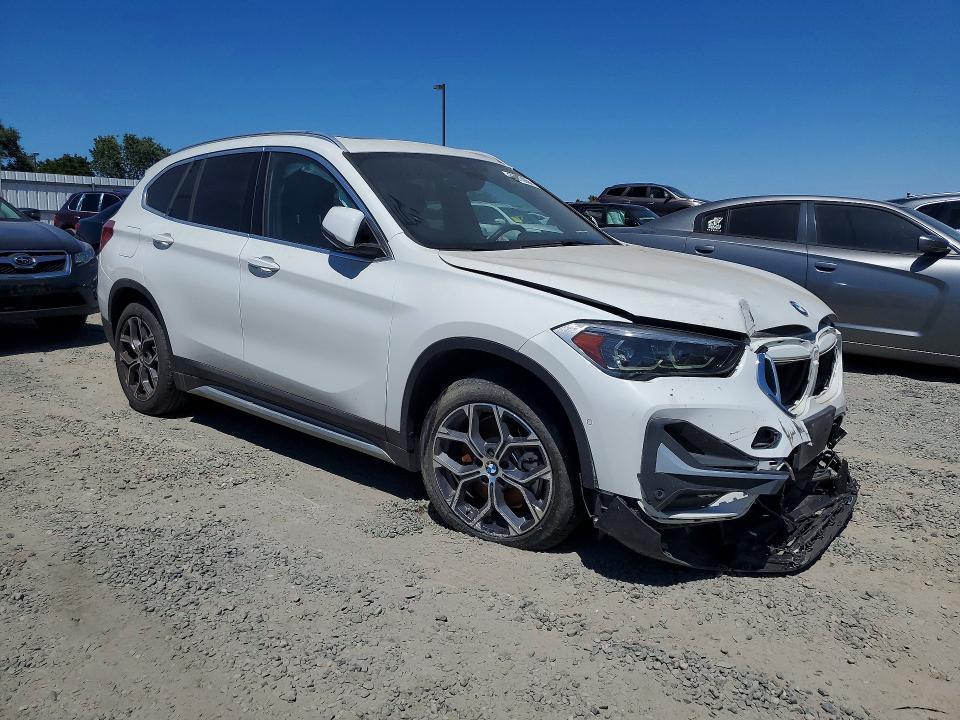 2022 BMW X1 SDRIVE28I — Фото 4 из 14