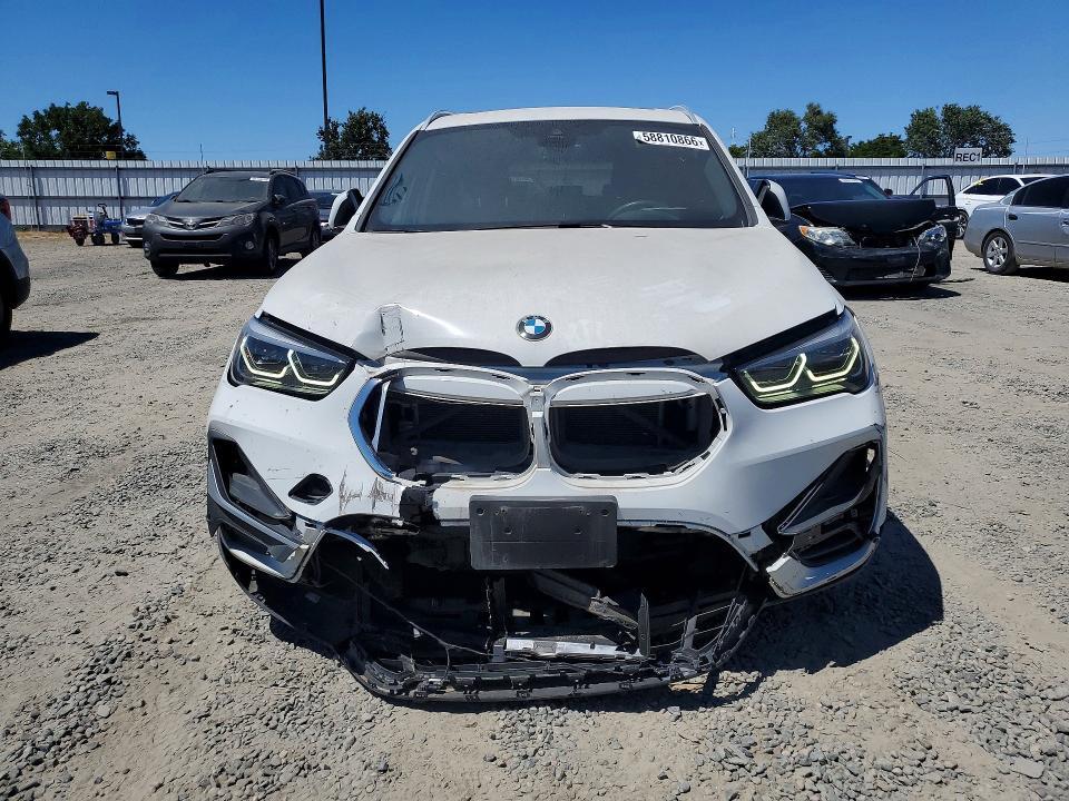 2022 BMW X1 SDRIVE28I — Фото 5 из 14