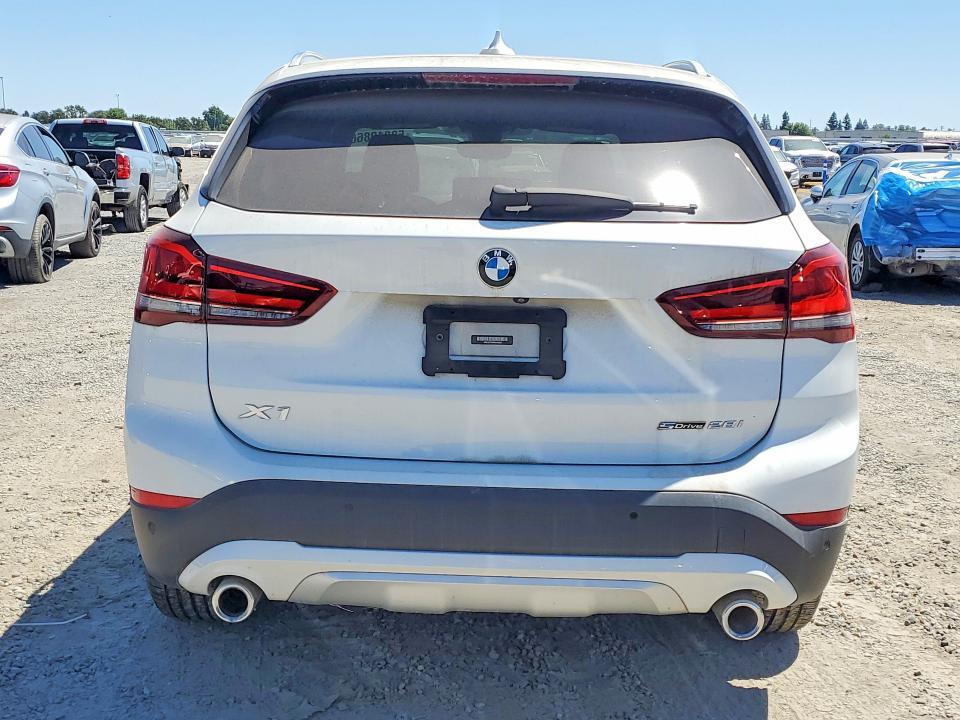 2022 BMW X1 SDRIVE28I — Фото 6 из 14