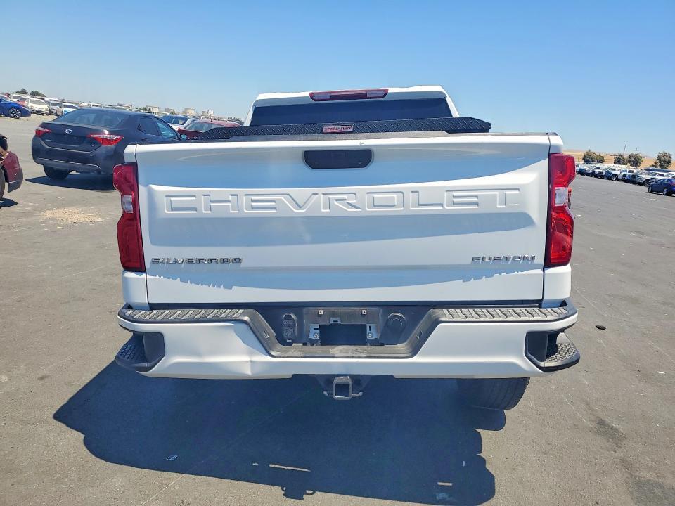 2022 CHEVROLET SILVERADO LTD K1500 CUSTOM — Фото 6 из 12