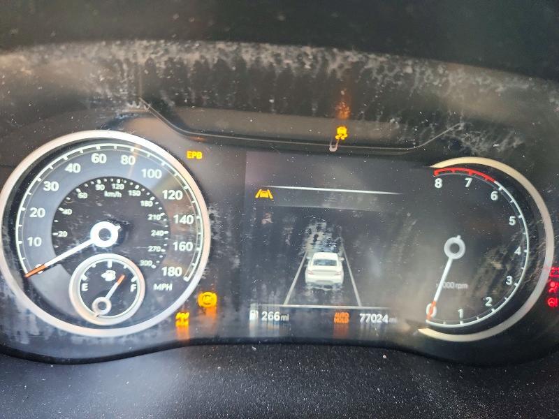 2022 GENESIS G70 3.3T STANDARD — Фото 9 из 13