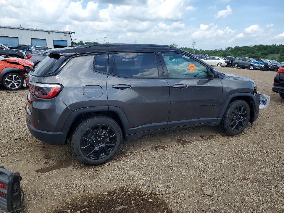 3C4NJCBB6NT198273 2022 JEEP COMPASS photo no. 3