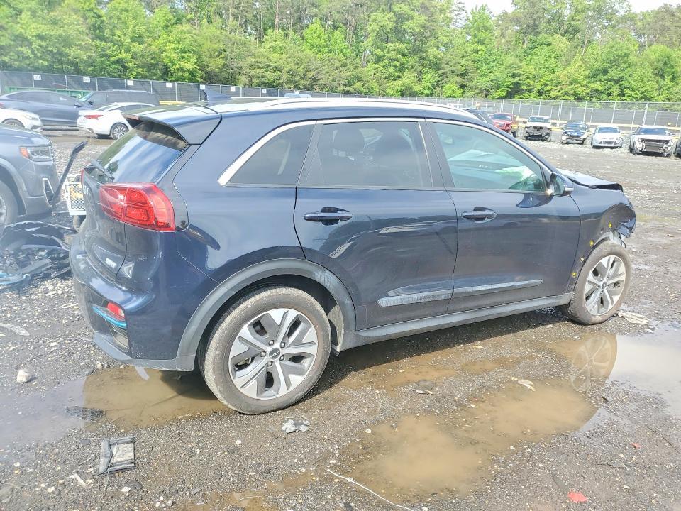 2022 KIA NIRO EX PREMIUM — Фото 3 из 13