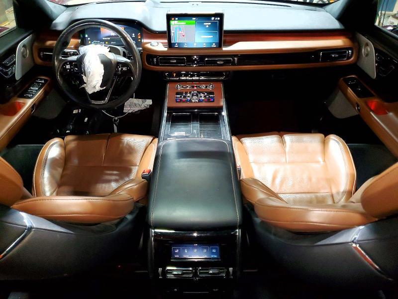 2022 LINCOLN AVIATOR RESERVE — Фото 8 из 14