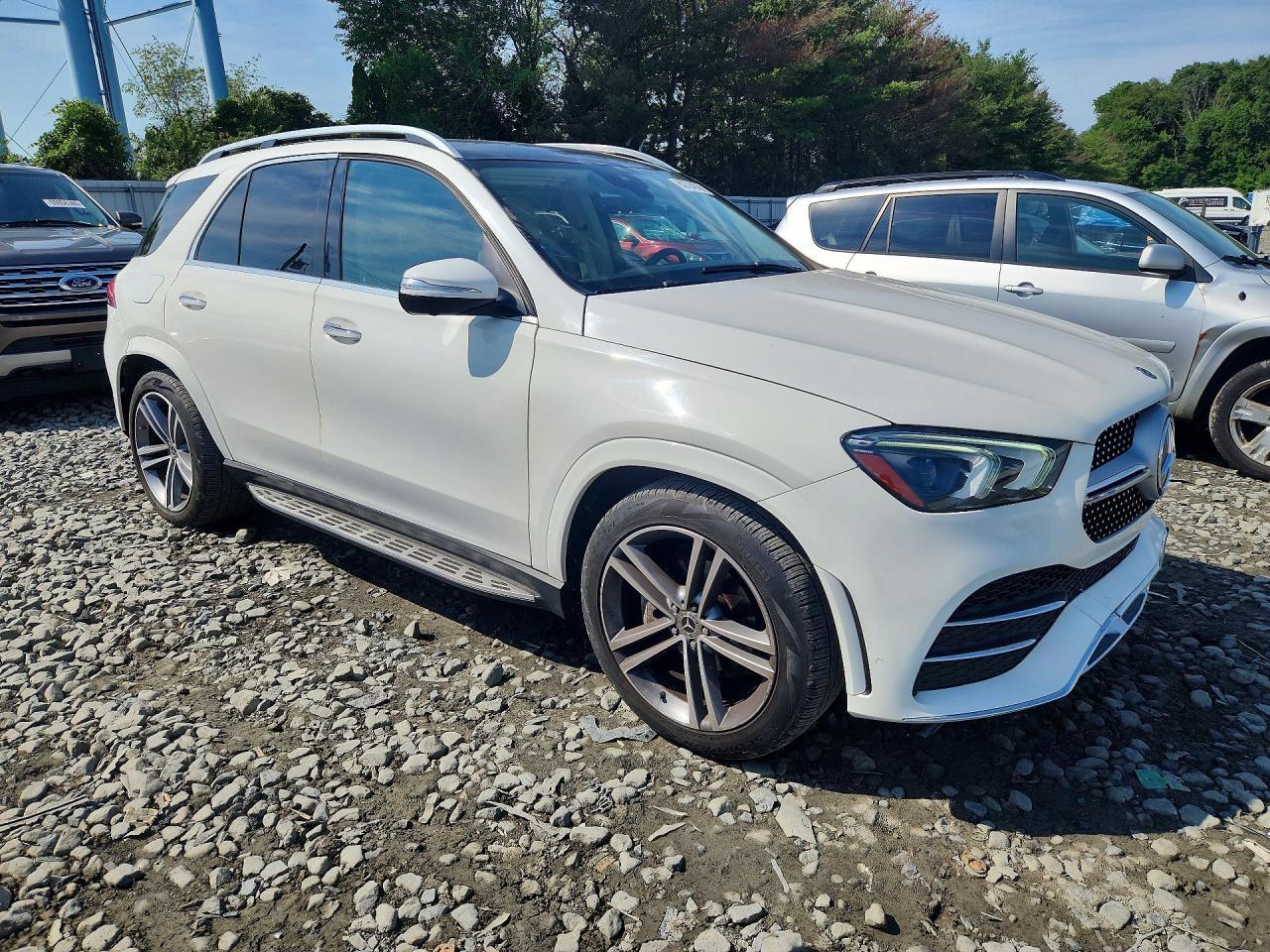 2022 MERCEDES-BENZ GLE 350 — Фото 4 из 12