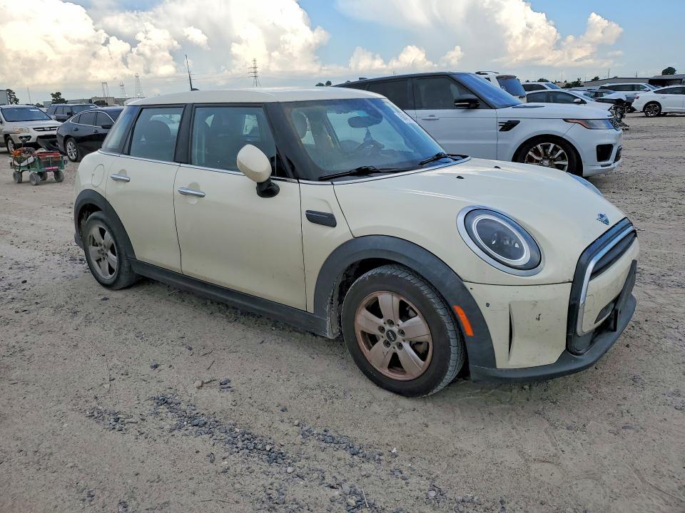 2022 MINI COOPER — Фото 4 из 12