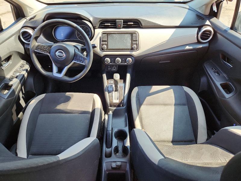 2022 NISSAN VERSA SV — Фото 8 из 12