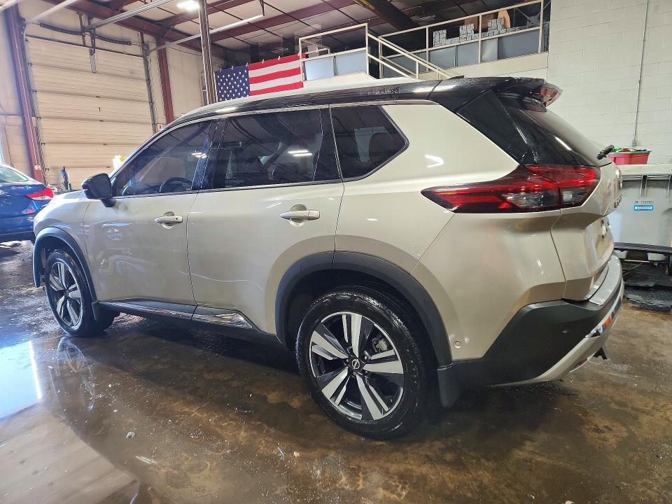 2022 NISSAN ROGUE PLATINUM — Фото 2 из 14