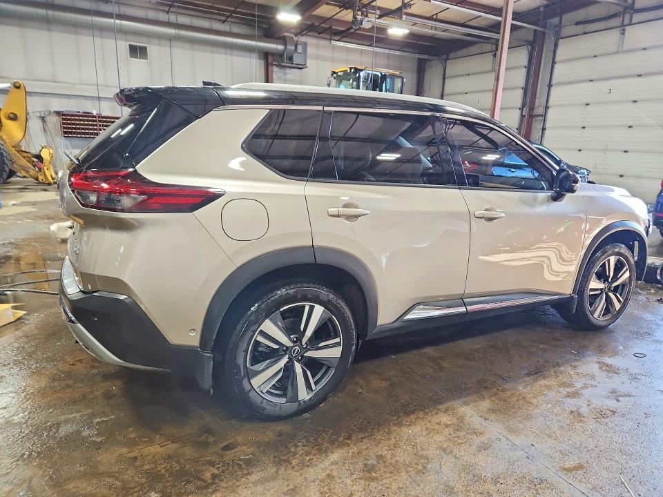 2022 NISSAN ROGUE PLATINUM — Фото 3 из 14
