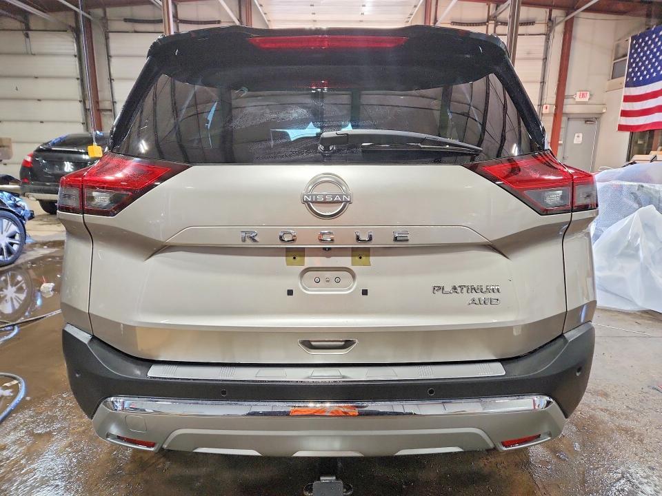 2022 NISSAN ROGUE PLATINUM — Фото 6 из 14
