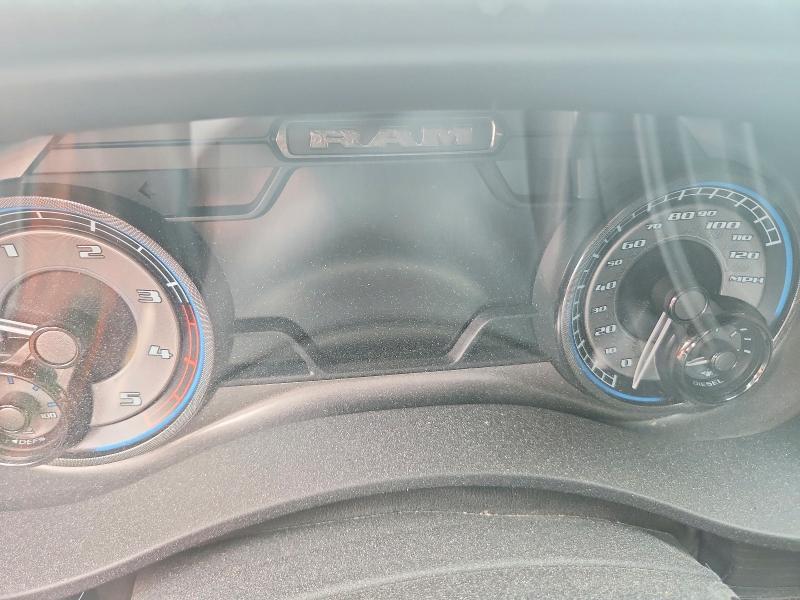 2022 RAM 3500 LIMITED — Фото 9 из 13