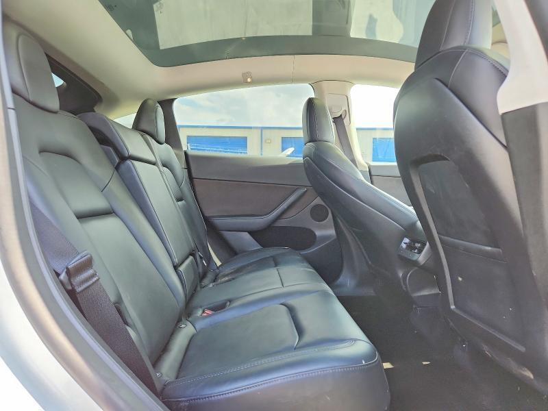 2022 TESLA MODEL Y — Фото 10 из 13