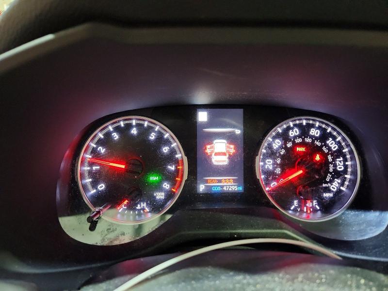 2022 TOYOTA RAV4 XLE — Фото 9 из 14
