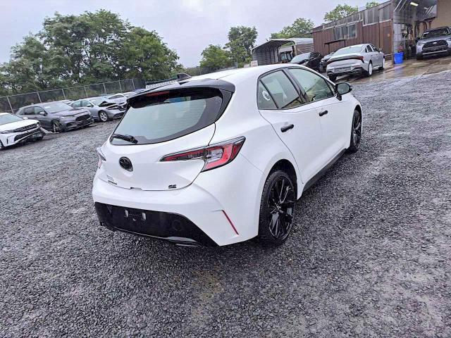 2022 TOYOTA COROLLA HATCHBACK SE NIGHTSHADE EDITION — Фото 4 из 13
