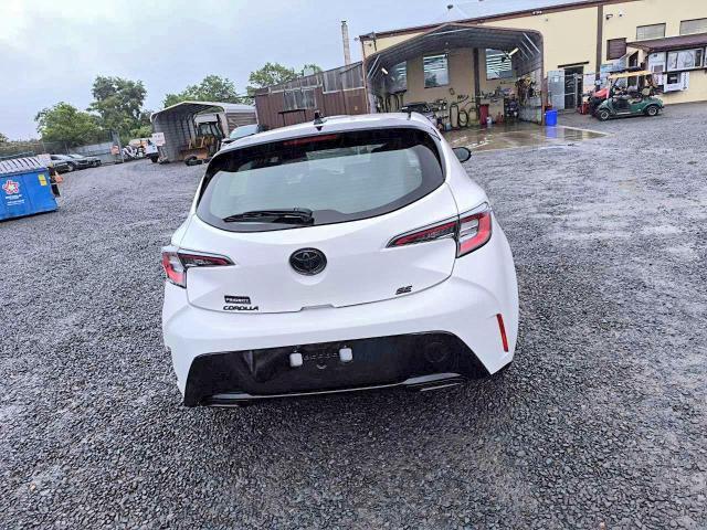 2022 TOYOTA COROLLA HATCHBACK SE NIGHTSHADE EDITION — Фото 6 из 13