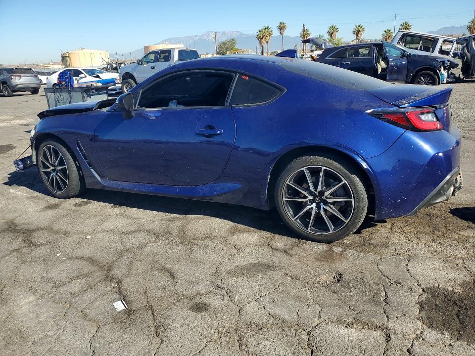 2022 TOYOTA GR86 BASE — Фото 2 из 13