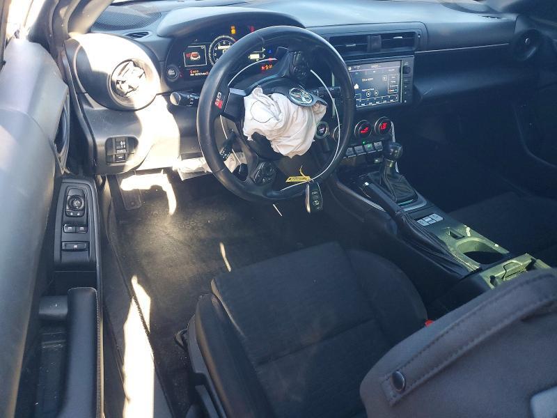 2022 TOYOTA GR86 BASE — Фото 8 из 13